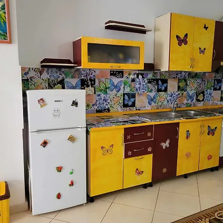 Apartment Le Bonheur En Albanie *