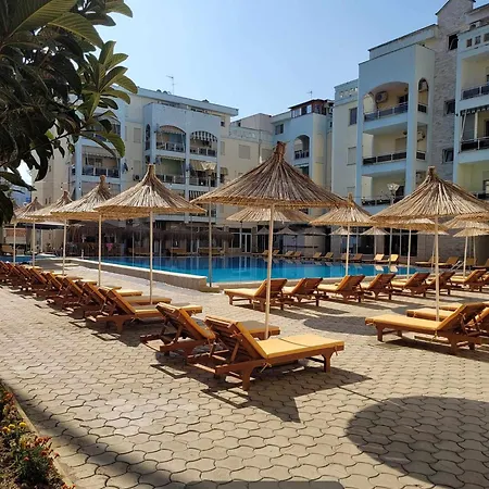 Le Bonheur En Albanie Apartment